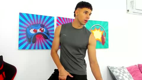 Snapshot of santana_maximo chatting on 03.12.26 Maximo Santana online show from 03.12.26