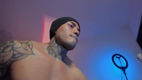 Snapshot of santi__ferrer chatting on 12.14.25 Santi Ferrer online show from 12.14.25