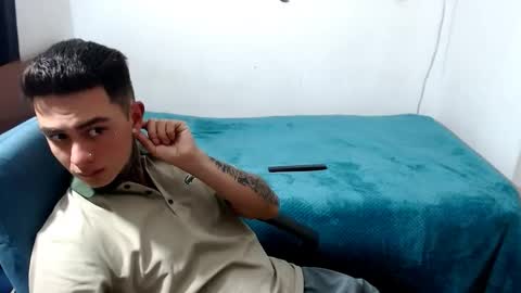 santi_ss online show from 10.04.25