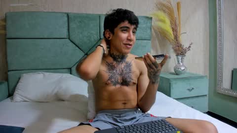 SantiAbader online show from 11.16.25