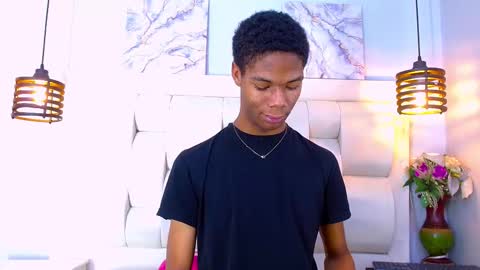 Santiiiiii  online show from 03.07.26