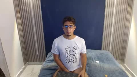 Snapshot of santiagoandresmartinez9 chatting on 01.31.26 santiagoandresmartinez9 online show from 01.31.26