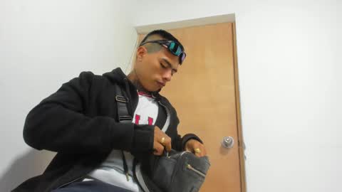 Santiago online show from 01.03.25