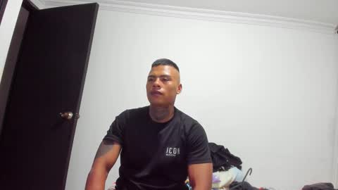 Santiago online show from 11.02.25