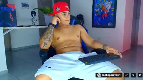 Snapshot of santiagoreyesftt chatting on 07.16.26 santiagoreyesftt online show from 07.16.26