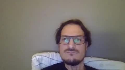 Snapshot of santiagorivera012477 chatting on 11.28.25 santiagorivera012477 online show from 11.28.25