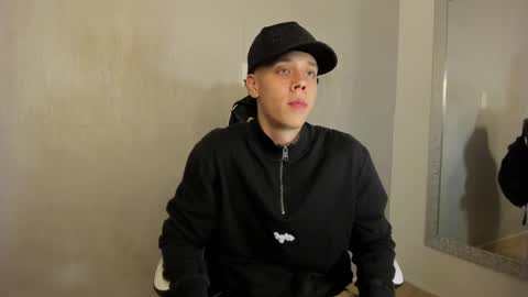 Julius Novachrono  online show from 09.25.25