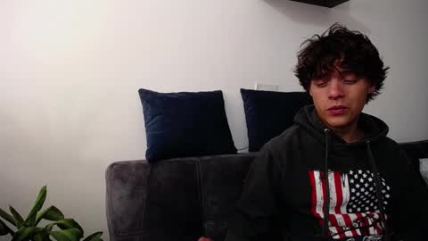 Santii online show from 12.29.24