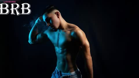 Santiago Seans online show from 10.28.25