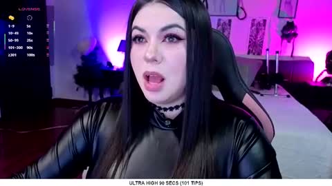 Snapshot of santos_liah chatting on 06.18.26 Liah Santos online show from 06.18.26