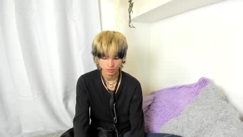 kitty online show from 12.18.24