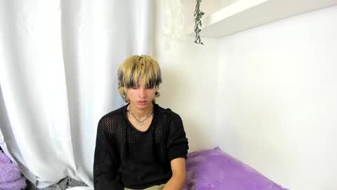 kitty online show from 12.20.24