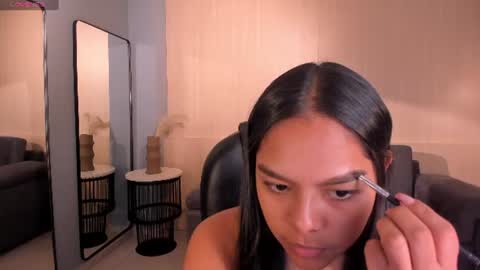 Saphira James online show from 07.11.26