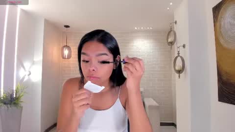 Saphira James online show from 07.12.26