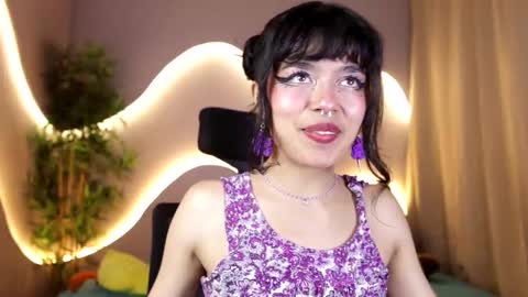 Snapshot of saphyralux chatting on 03.08.26 saphyralux online show from 03.08.26