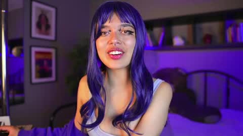 Snapshot of saphyralux chatting on 05.15.26 saphyralux online show from 05.15.26