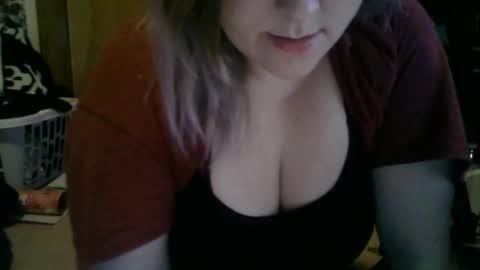 Snapshot of sapphirefoxx96 chatting on 11.20.25 Sapphirefoxx online show from 11.20.25