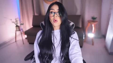 Sara  online show from 03.03.25