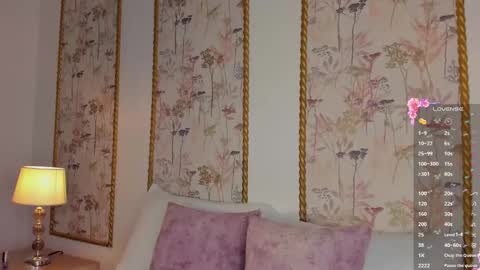 Snapshot of sara_castro24 chatting on 01.08.26 Sara online show from 01.08.26