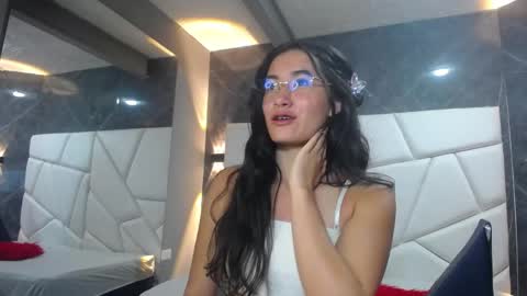 Sara online show from 05.10.26