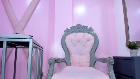 Sara HooT  online show from 01.26.25