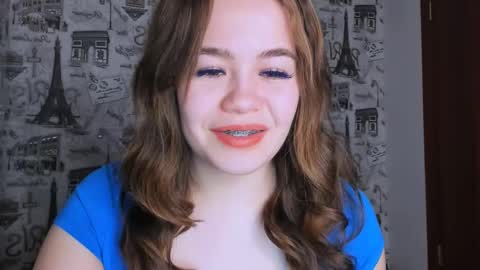 Snapshot of sara_kox chatting on 02.25.25 sara_kox online show from 02.25.25