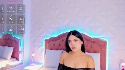 Snapshot of sara_laurent_ chatting on 01.15.26 sara laurent online show from 01.15.26