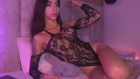 sara_lopee1 online show from 06.18.26
