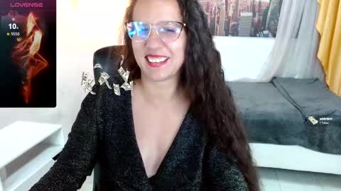 Sara online show from 12.24.24