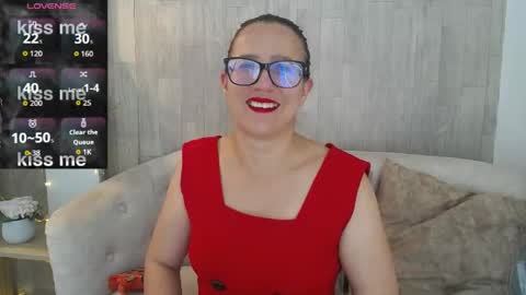 Sara   online show from 04.22.26