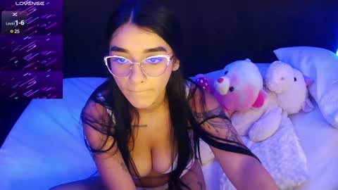 sara_ramirez0 online show from 12.19.24