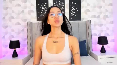 Snapshot of sara_secrets chatting on 02.02.26 SARA SANTACRUZ online show from 02.02.26