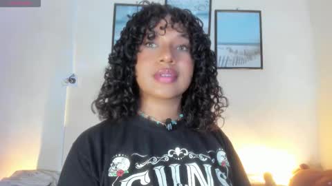 Snapshot of sara_sophiee chatting on 01.13.26 sara sofia online show from 01.13.26