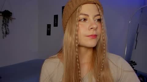 Snapshot of sara_sweett9 chatting on 03.18.26 sara_sweett9 online show from 03.18.26