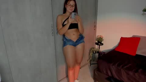sara_sweett9 online show from 07.28.26