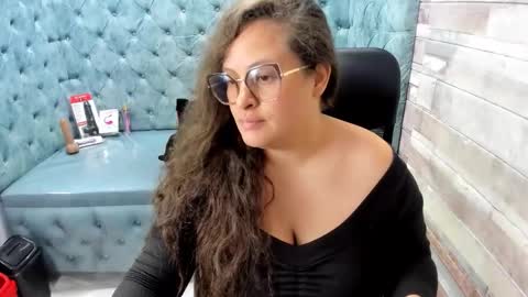 Snapshot of sara_thonson_ chatting on 06.08.26 sara_thonson_ online show from 06.08.26