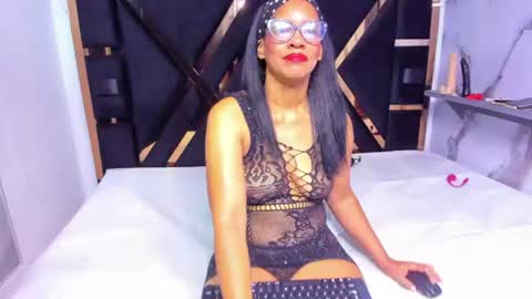 sara_tourner online show from 06.11.26