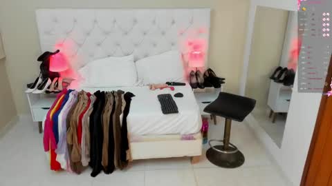 Saraa Gomez online show from 02.11.25