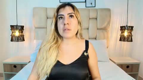 Snapshot of sarablonde_t chatting on 07.23.26 sarablonde_t online show from 07.23.26
