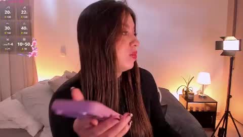 Snapshot of saracavali chatting on 07.25.26 sara cavali online show from 07.25.26