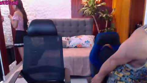 Snapshot of saraclub_jy chatting on 03.03.25 saraclub online show from 03.03.25