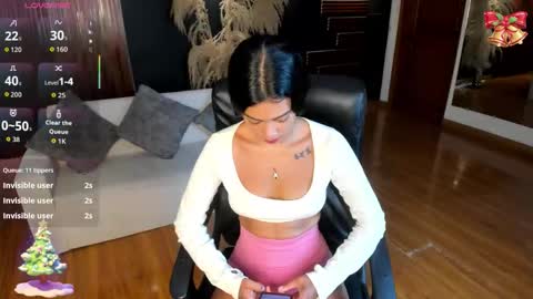 Snapshot of saracorraless chatting on 12.15.25 Sara Everyday From 1430 to 2130 Col Time online show from 12.15.25