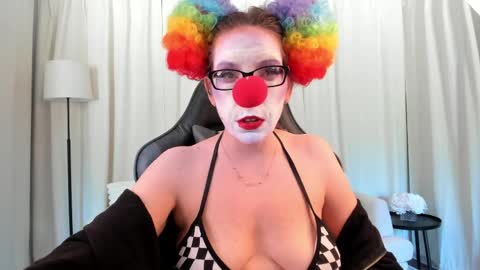 Sara Desire online show from 05.21.26