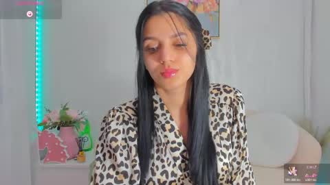 Sara online show from 05.18.26