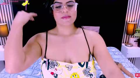 Snapshot of sarah_cream chatting on 10.09.25 Sarah online show from 10.09.25