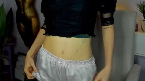 Sarah online show from 11.09.25