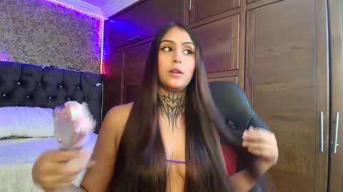 Sarah  online show from 02.11.26