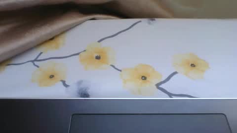 Snapshot of sarah_haggai chatting on 06.27.26 sarah_haggai online show from 06.27.26