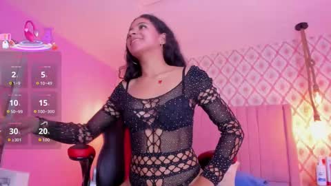 SARAH KEYS  online show from 10.17.25