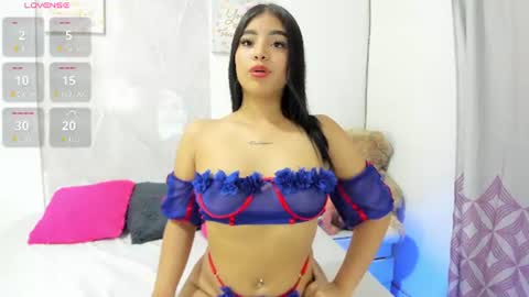 sarah_lowee online show from 07.24.26